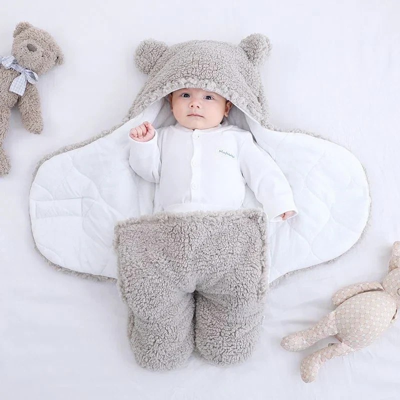 baby-swaddle-blanket-41191670.jpg