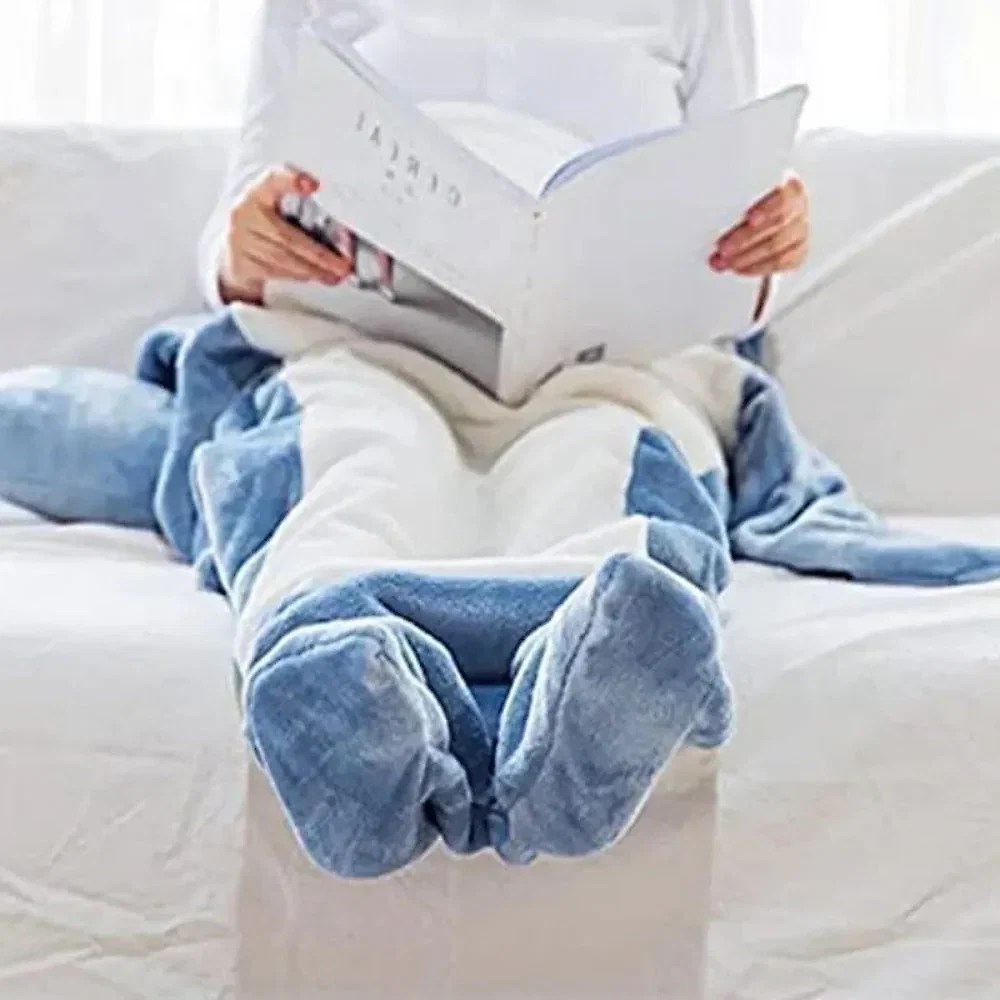 shark-fleece-hooded-blanket-41191933_1.jpg
